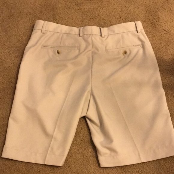 Men’s Dress shorts - Picture 2 of 4